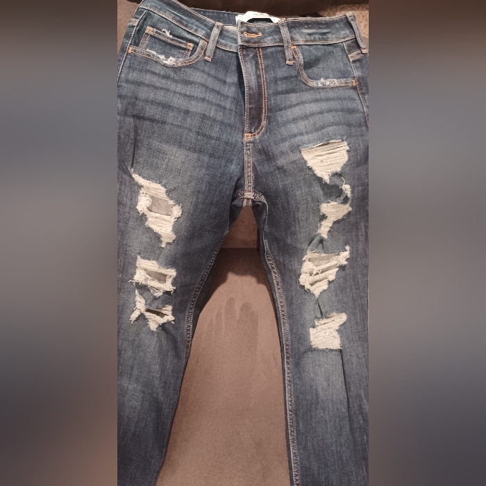 Nwt Hollister Jean Size 7 Curvy (Short)